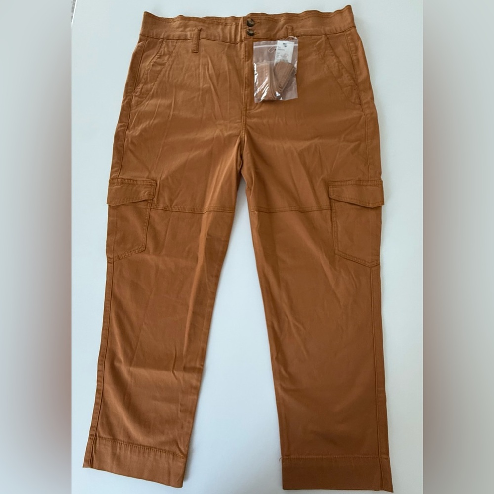 cAbi Paperbag Cargo Pants Size 14 Tan Cashew Lyocell #paperbagwaist #cAbi